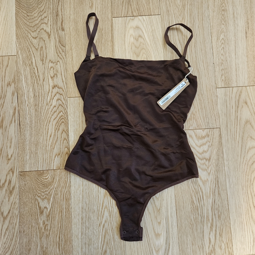 SKIMS There Shapewear Cocoa Size Extra Small BF-THG-3141  New
